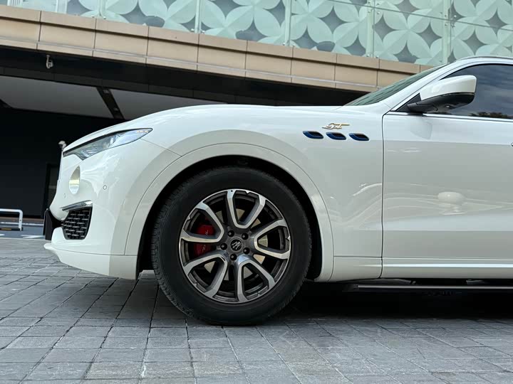 Maserati Levante 2022 2022款 2.0T GT锋芒版