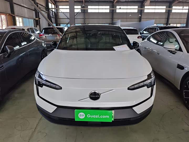 Volvo EX30 2025 2025款 后驱长续航版 Plus