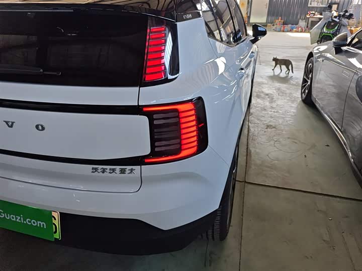 Volvo EX30 2025 2025款 后驱长续航版 Plus