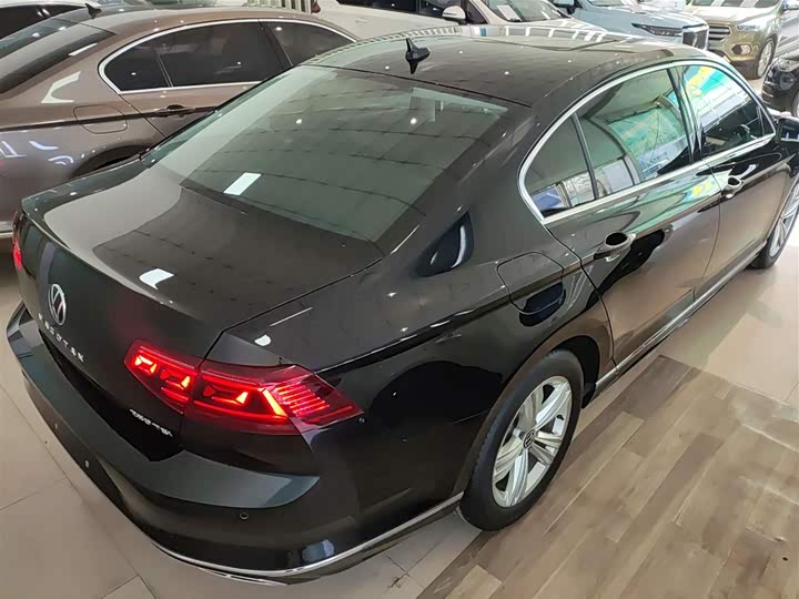 Volkswagen Magotan 2025 2025款 众享款 280TSI DSG舒适型