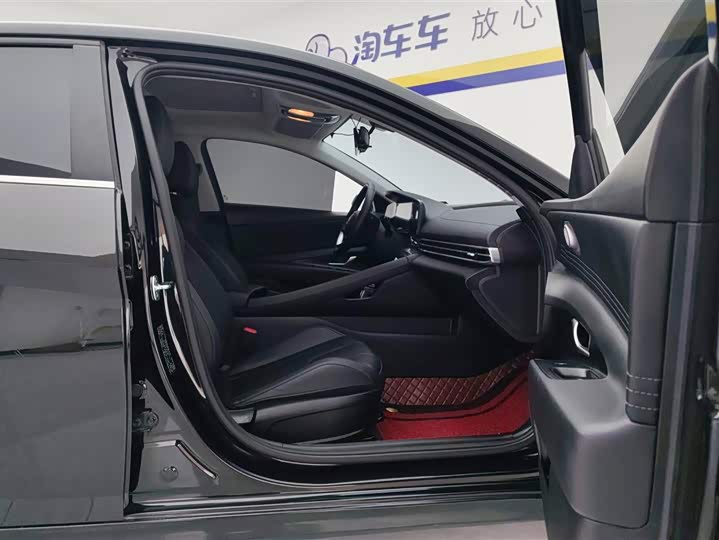 Hyundai Elantra N line 2023 2023款 1.5L CVT LUX尊贵版