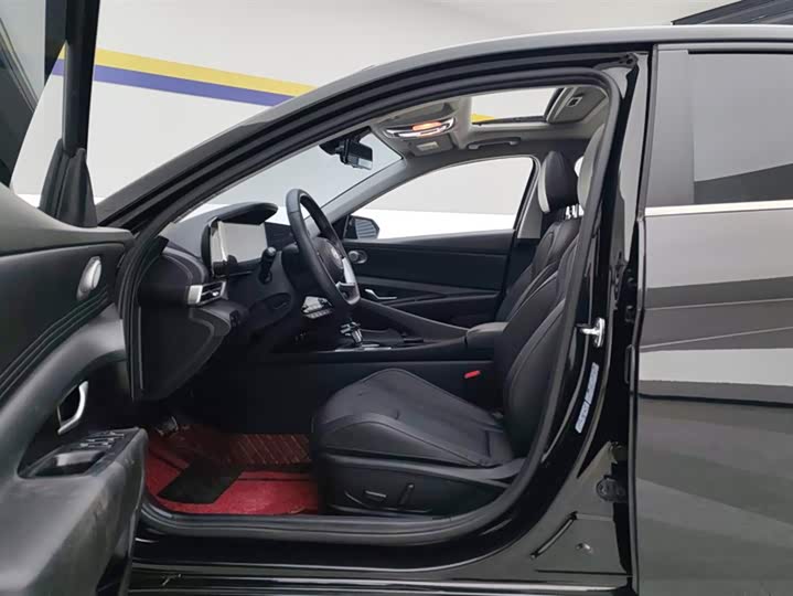 Hyundai Elantra N line 2023 2023款 1.5L CVT LUX尊贵版