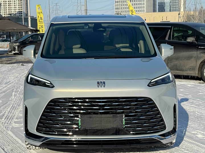 Buick GL8 Hybrid 2025 2025款 陆尚 尊享版 7座