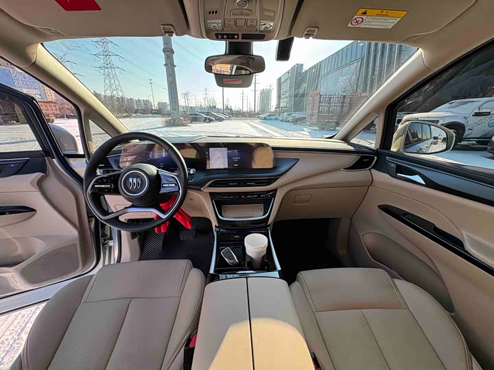 Buick GL8 Hybrid 2025 2025款 陆尚 尊享版 7座