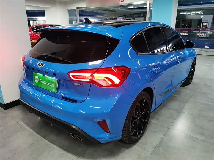 Ford Focus 2022 2022款 两厢 EcoBoost 180 自动S版