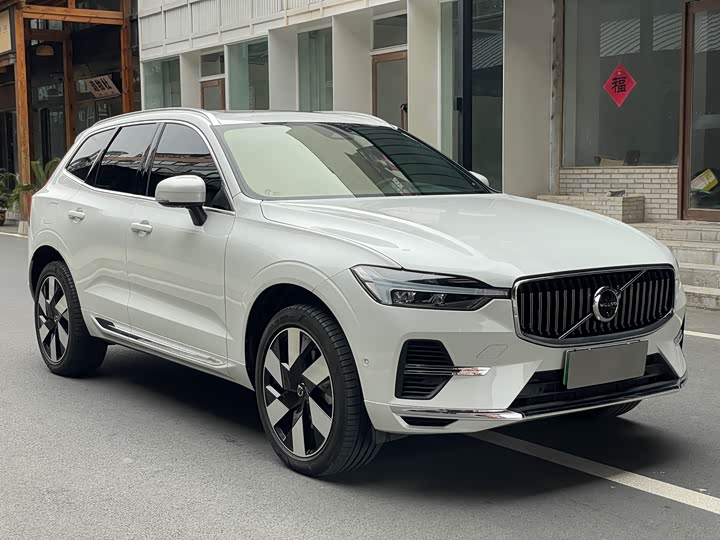 Volvo XC60 Hybrid 2025 2025款 插电式混动 长续航四驱智远豪华版