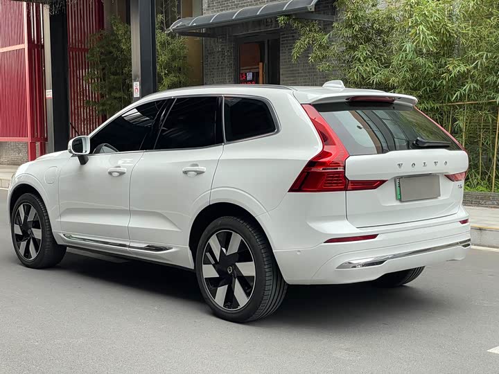 Volvo XC60 Hybrid 2025 2025款 插电式混动 长续航四驱智远豪华版