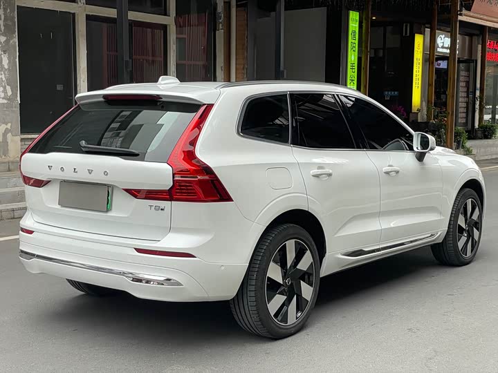 Volvo XC60 Hybrid 2025 2025款 插电式混动 长续航四驱智远豪华版