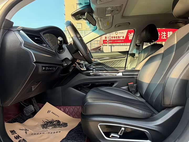 Geely Emgrand GT 2021 2021款 1.8T 领航版+