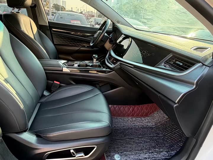 Geely Emgrand GT 2021 2021款 1.8T 领航版+