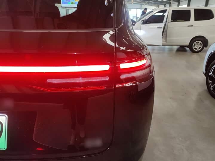 Leapmotor C16 2026 2026款 纯电 630激光雷达智尊版 6座