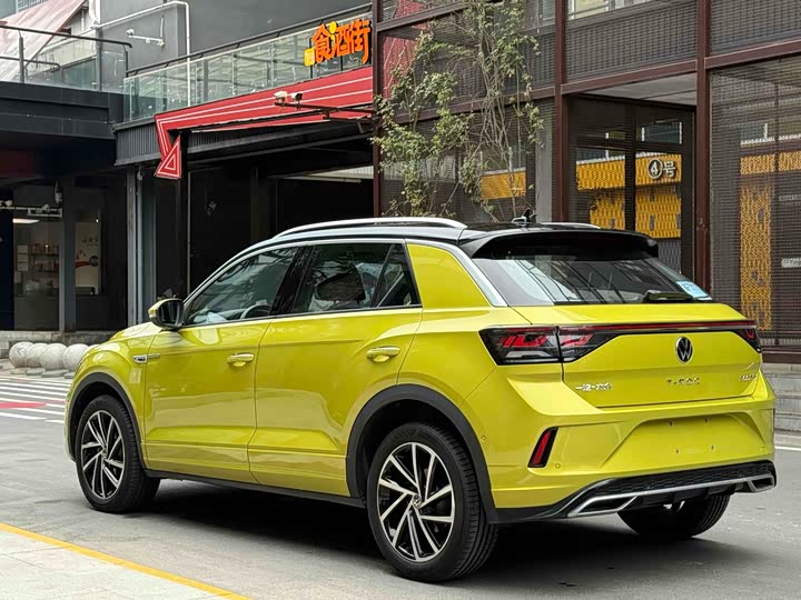 Volkswagen T-Roc 2023 2023款 300TSI DSG两驱星光版