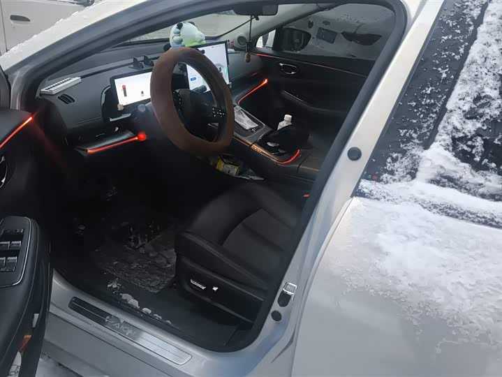 GAC Aion S Plus 2023 2023款 70 乐享版 磷酸铁锂