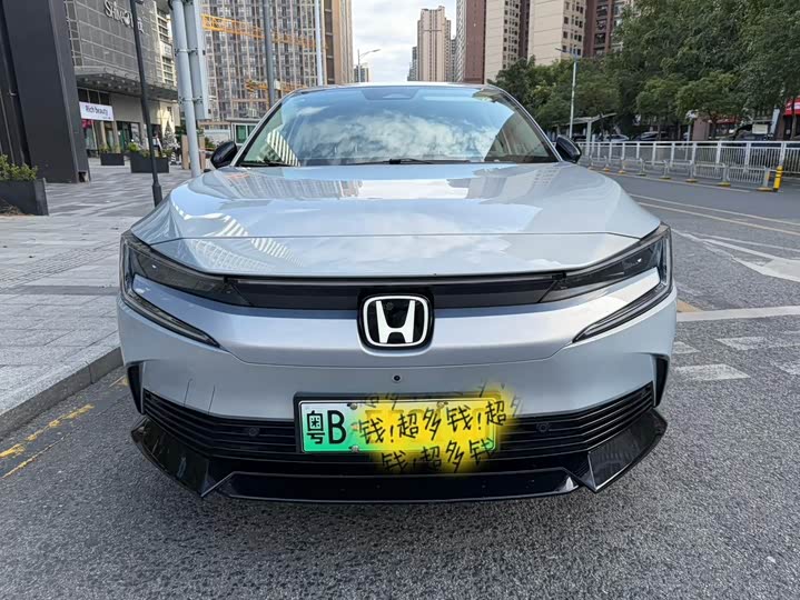 2024 Honda e:NP2