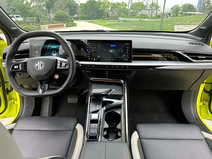 MG Motor 5 Scorpio 2022 2022款 1.5T Trophy运动旗舰版