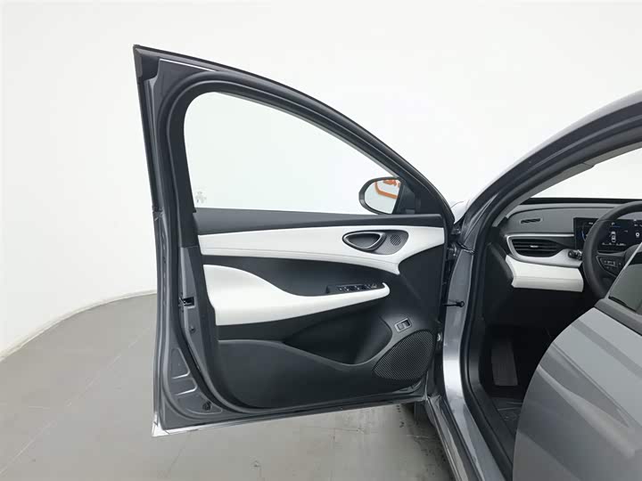 BYD Seal 05 DM-i Hybrid 2025 2025款 DM-i 智驾版 55KM豪华型