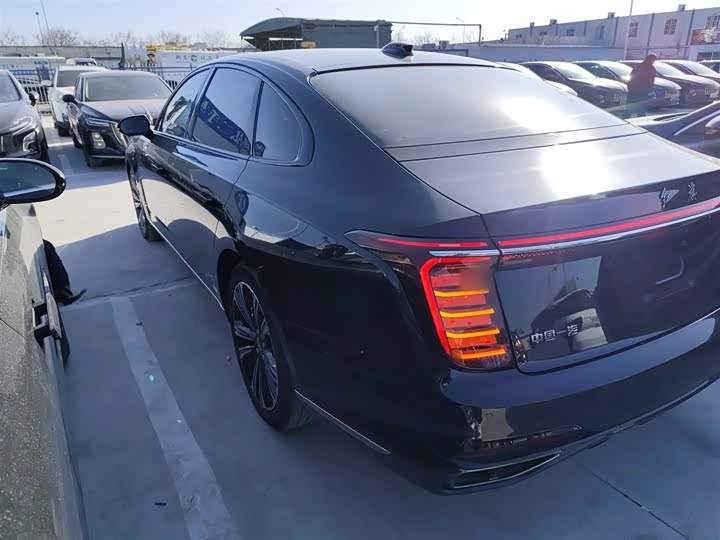 Hongqi H9 2024 2024款 2.0T 旗畅 私享风尚版