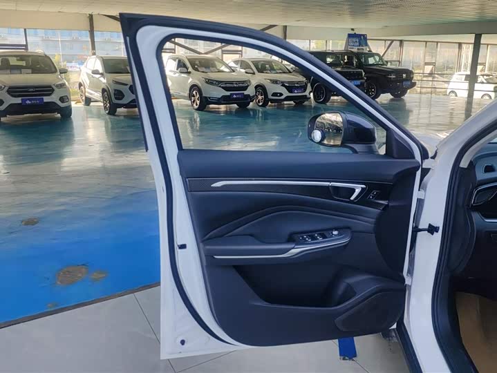 Bestune T55 2023 2023款 1.5T 自动飞跃款