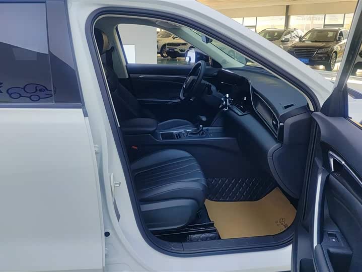 Bestune T55 2023 2023款 1.5T 自动飞跃款