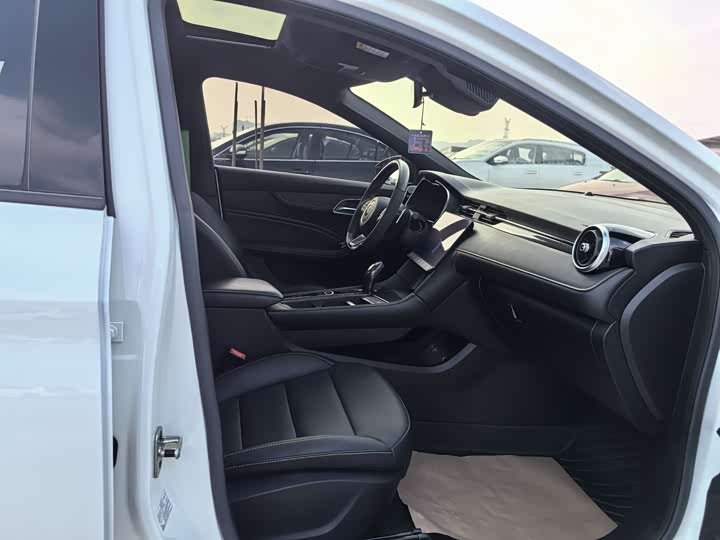 MG Motor 6 2023 2023款 1.5T XLINE 猎鲨版