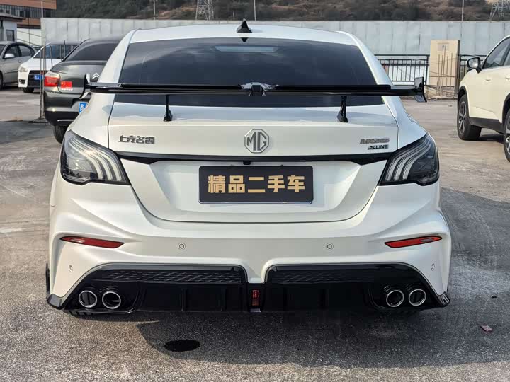 MG Motor 6 2023 2023款 1.5T XLINE 猎鲨版
