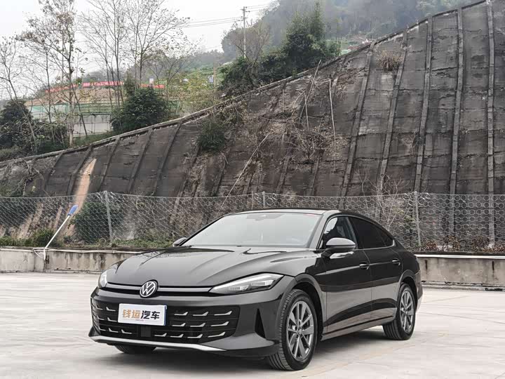 Volkswagen Lamando L 2026 2026款 凌渡L 300TSI 凌风版