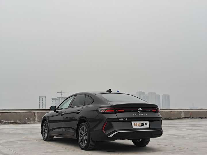 Volkswagen Lamando L 2026 2026款 凌渡L 300TSI 凌风版