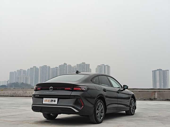 Volkswagen Lamando L 2026 2026款 凌渡L 300TSI 凌风版