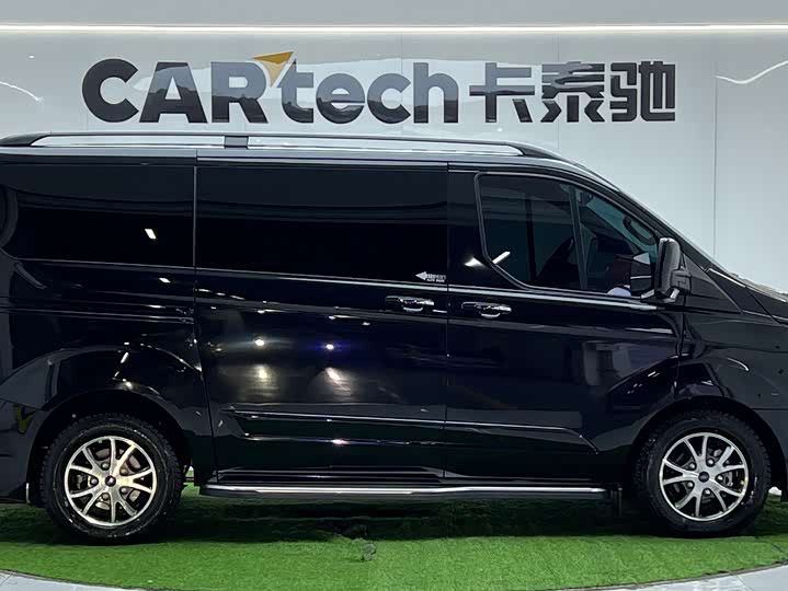 Ford Tourneo 2024 2024款 2.0T 自动致尊Plus版