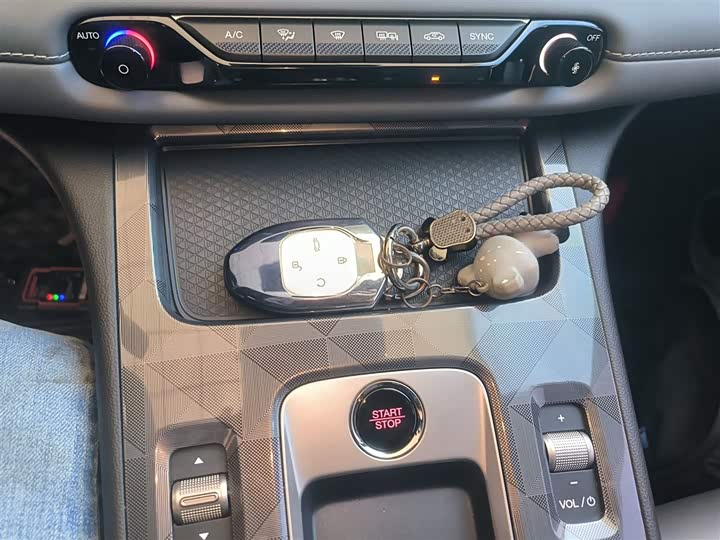 GAC Trumpchi Empow R 2024 2024款 270T DCT 影豹S版