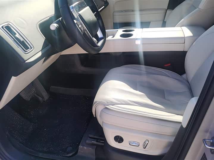 LiXiang L6 2025 2025款 Max 智能焕新版