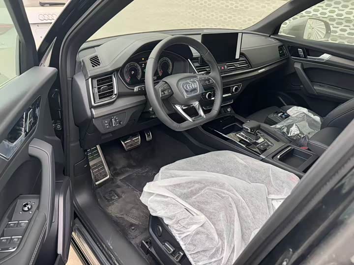 Audi Q5L 2025 2025款 40 TFSI 豪华动感型