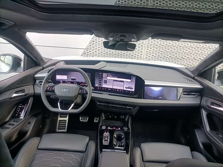 Audi Q6L e-tron 2026 2026款 首发领航版