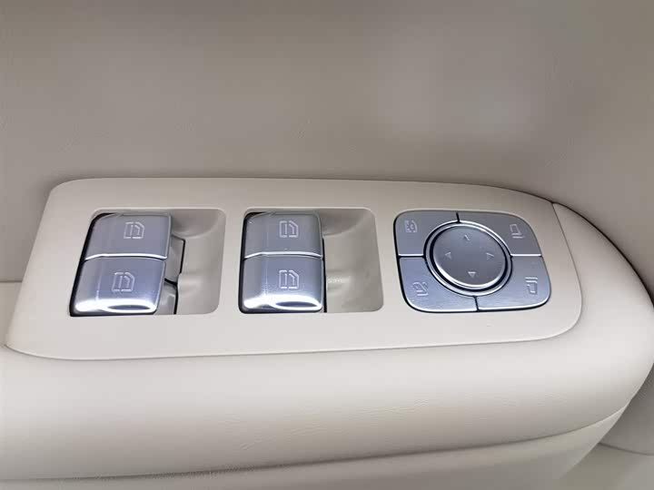 LiXiang L6 2025 2025款 Pro 智能焕新版