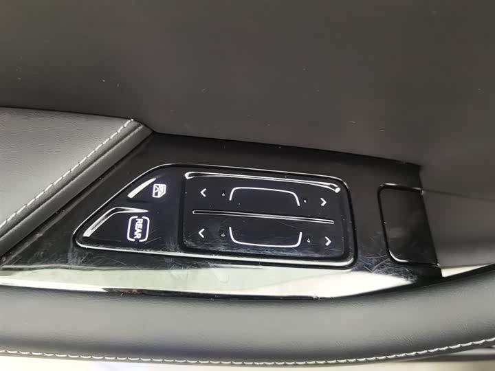 Hozon S 2022 2022款 增程版 1160km 后驱中版