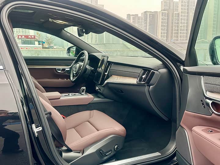 Volvo S90 2026 2026款 B5 智逸豪华版