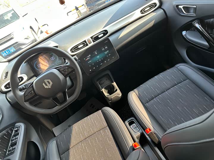 Leapmotor T03 2025 2025款 310舒享版