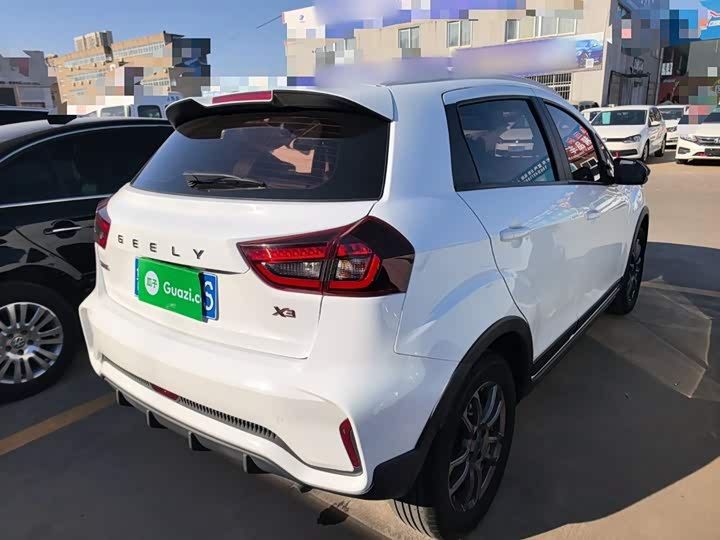 Geely Vision X3 2021 2021款 PRO 1.5L CVT尊贵型