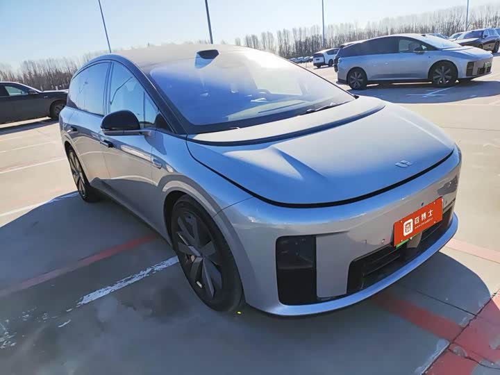 LiXiang i8 2025 2025款 标准版