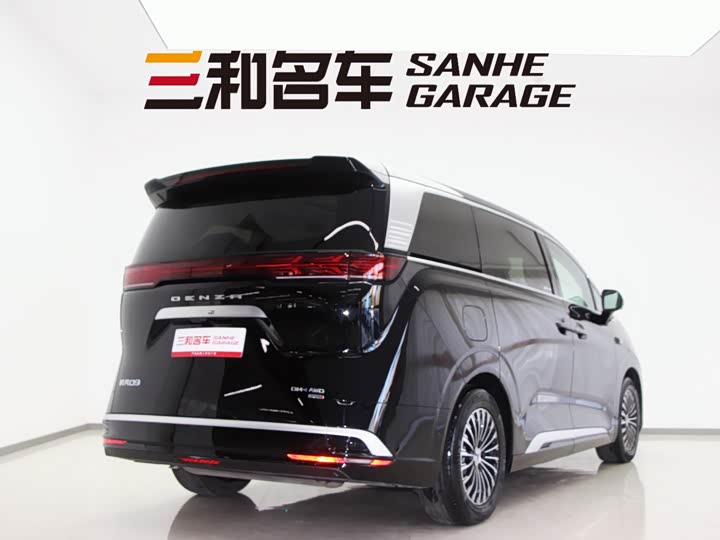 Denza D9 2025 2025款 DM-i 智驾版 1020 四驱旗舰型