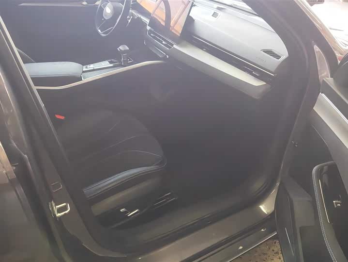 Geely Preface 2025 2025款 东方曜 2.0TD 望月版