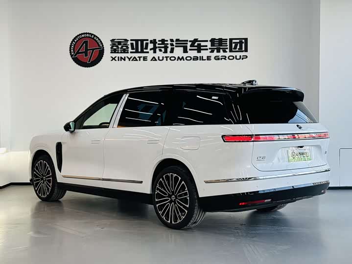 Nio ES8 2026 2026款 六座行政签名版