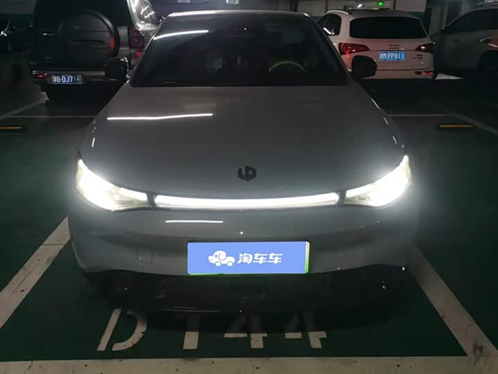 Leapmotor C01 2024 2024款 纯电 525尊享版