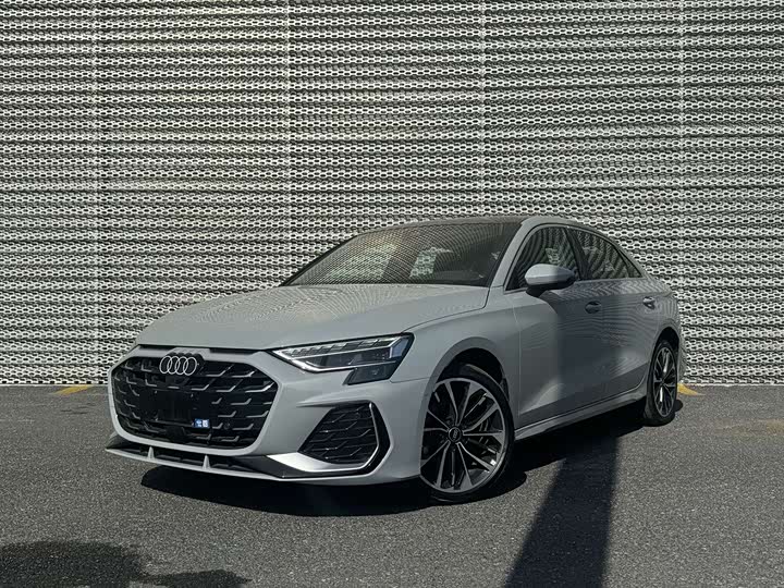 Audi A3 2025 2025款 A3L Limousine 35TFSI 飞驰尊享型 +豪华臻选包