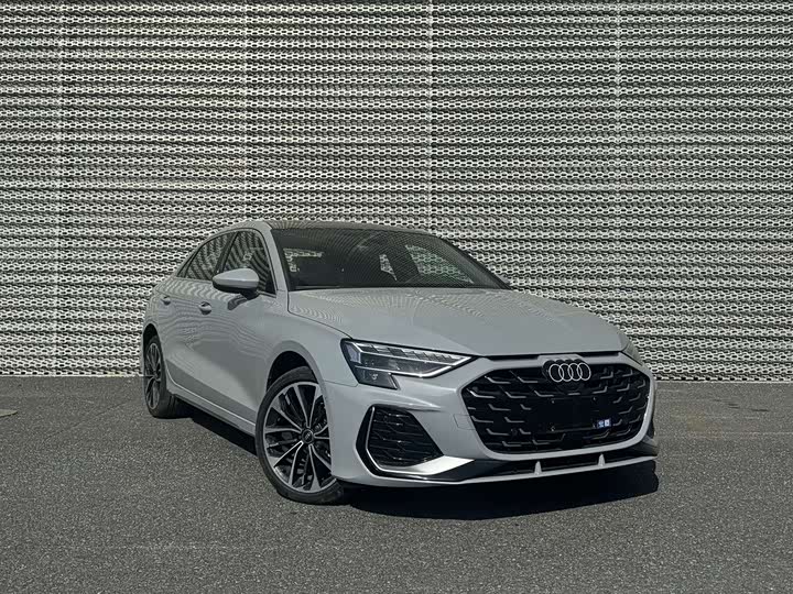 Audi A3 2025 2025款 A3L Limousine 35TFSI 飞驰尊享型 +豪华臻选包