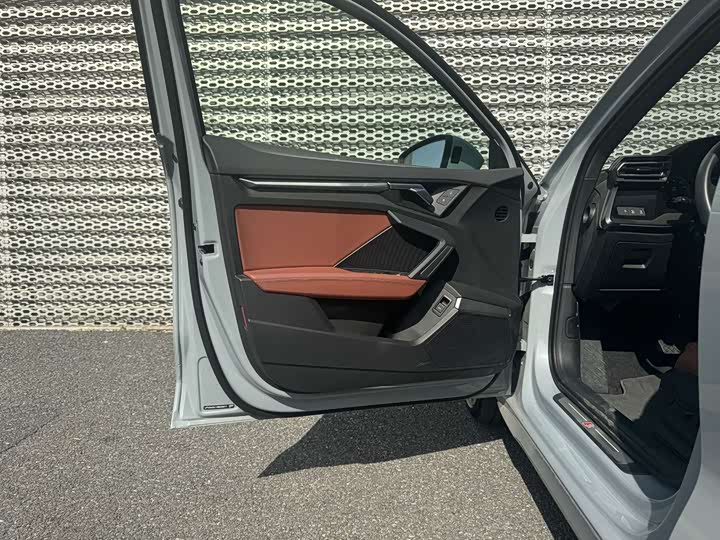 Audi A3 2025 2025款 A3L Limousine 35TFSI 飞驰尊享型 +豪华臻选包