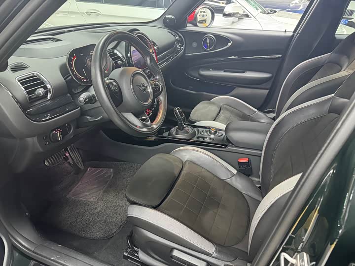 Mini Clubman JCW 2021 2021款 2.0T JOHN COOPER WORKS