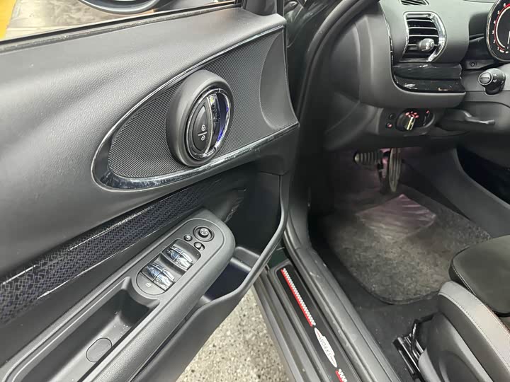 Mini Clubman JCW 2021 2021款 2.0T JOHN COOPER WORKS