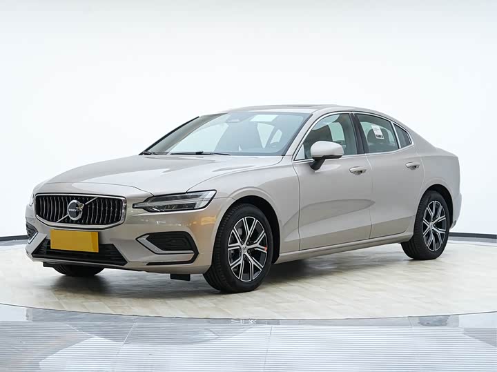 Volvo S60 2026 2026款 B4 智逸豪华版