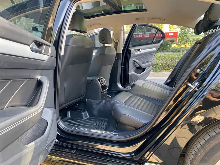 Volkswagen Magotan 2025 2025款 众享款 280TSI DSG舒适型